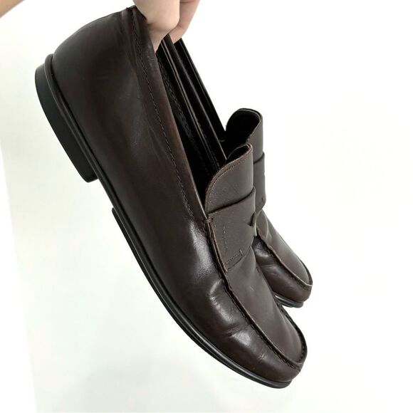 Prada Vintage Brown Leather - Picture 3 of 11